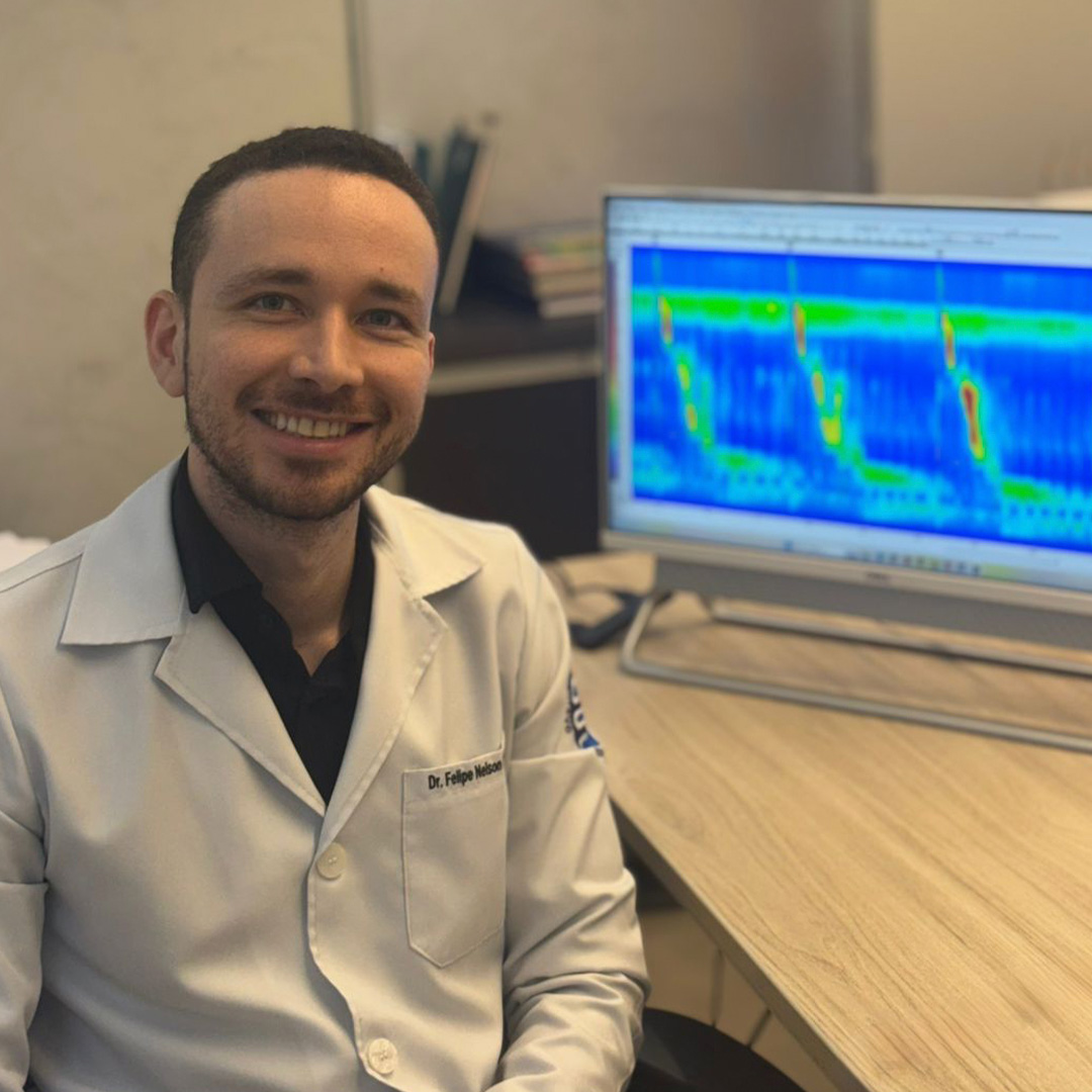 Dr. Felipe Nelson